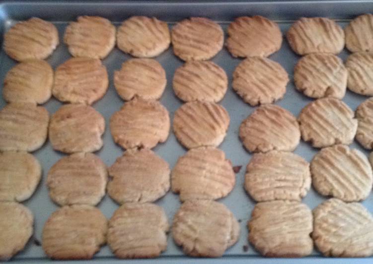 Recipe of Perfect Peanut butter cookies