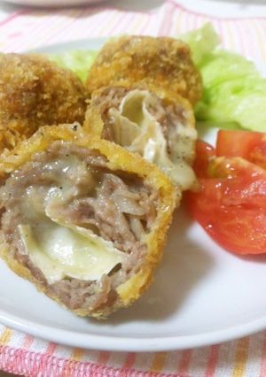 A picture of Camembert Cheese Filled Fried Pork Rolls.