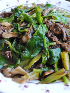 A picture of Chinese Stir-Fried Malabar Spinach (Tsuru-Murasaki).