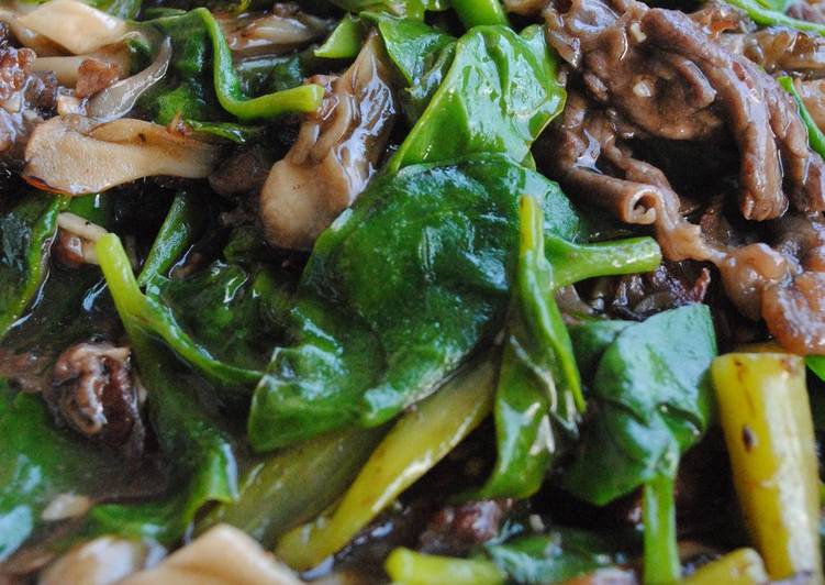 Chinese Stir-Fried Malabar Spinach (Tsuru-Murasaki)