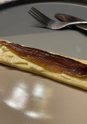 Una foto de Lingote de anchoa con mantequilla ahumada !!!