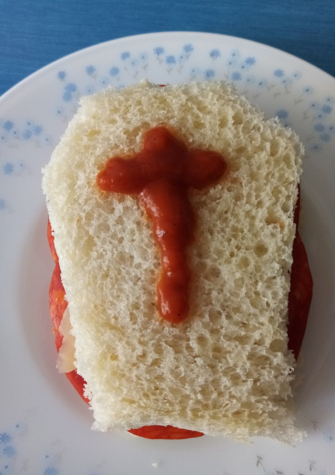 Una foto de Sándwich ataúd