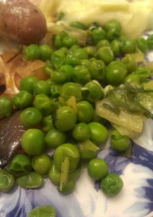 A picture of Grandma's Peas (the best in the world).