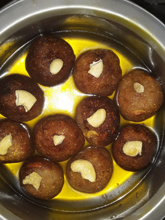 A picture of Bread jamun.