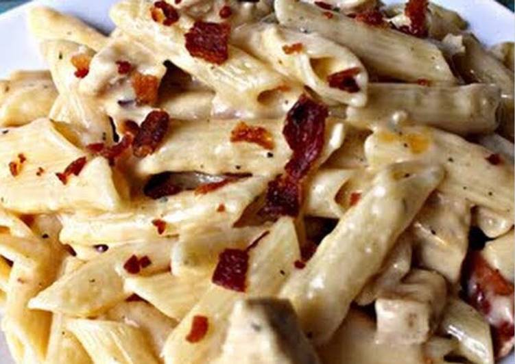 Simple Way to Prepare Quick Chicken Ranch Pasta