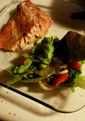 A picture of Glazed Salmon.