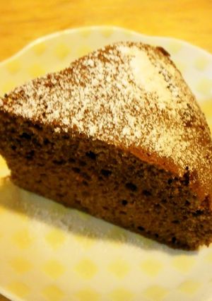 A picture of Butter-Free Rice Cooker Chocolate Cake.