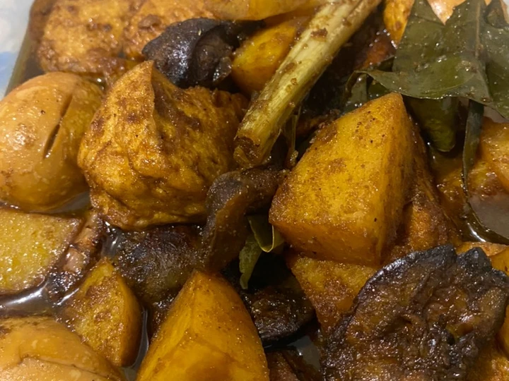 Cara Gampang Menyiapkan Resep Semur telor tahu kentang ati ampela yang Bisa Manjain Lidah Anti Ribet, Mantap