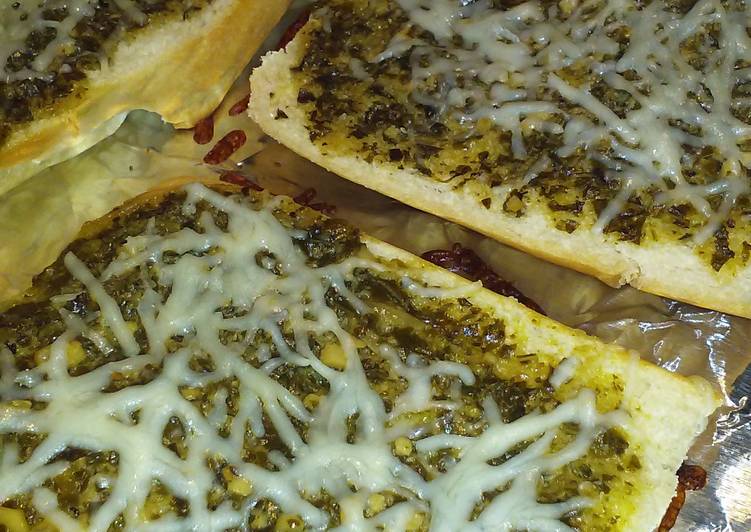 Recipe of Speedy Pesto bread