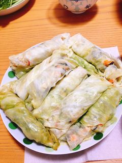 Hình của món Bắp cải cuốn thịt hấp.