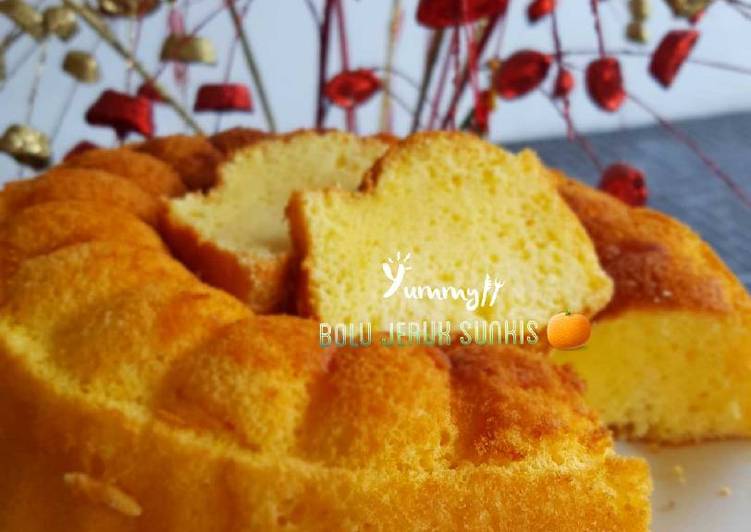 Orange chiffon cake
