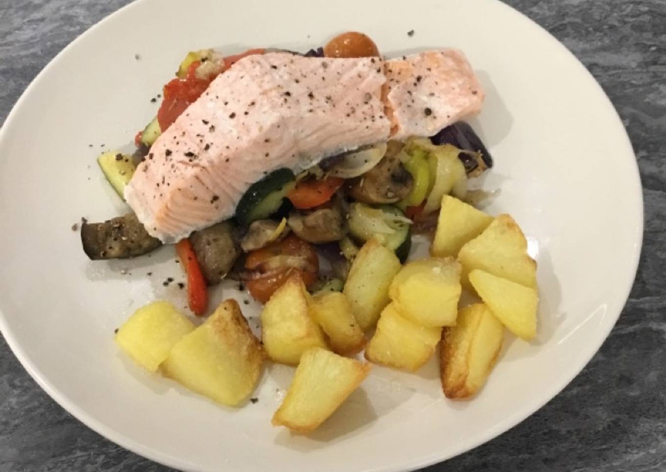 Salmon with roasted veg and roasted potatoes