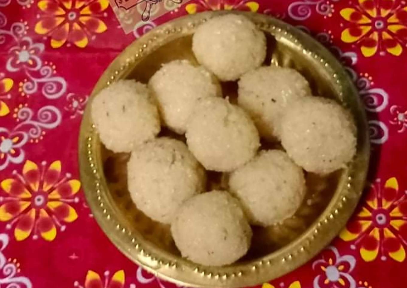 Kheer narkel laddu/Raskara (Bangladesh)