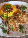 Costillas de cerdo, con puré rústico de calabaza, brócoli y zan
