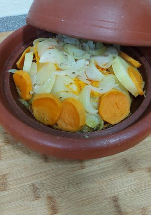 Une photo de Tajine au veau à compagnie des légumes