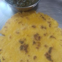 Makki Di Roti A picture of Makki Di Roti.