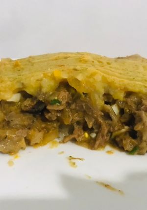 Una foto de Pastel de carne con base de mandioca