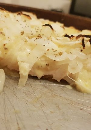 Una foto de Fugazzeta rellena con jamón