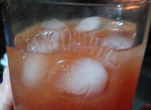 Una foto de Campari con jugo de naranja