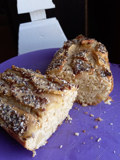 Una foto de Budín de avena y manzana, SIN HARINAS, SIN ACEITES, BAJO EN KCAL