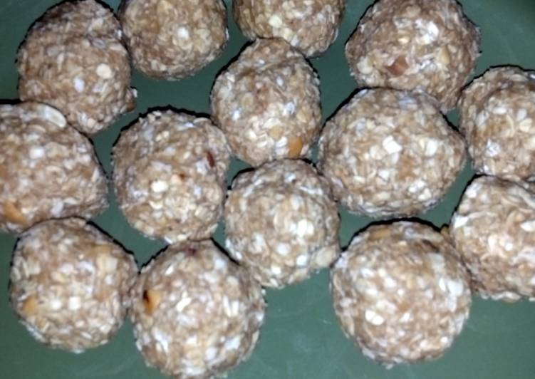 Simple Way to Make Speedy Peanut Butter Balls 100 cals or LESS