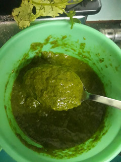 हरी चटनी (Hari chutney recipe in Hindi) रेसिपी मुख्य फोटो