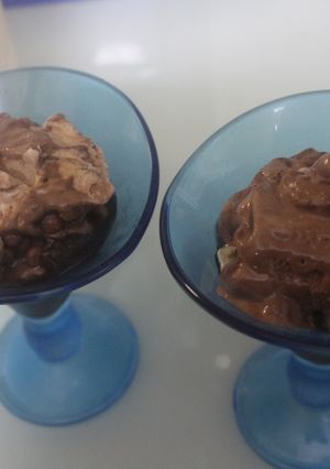 Una foto de Copas de mandarinas e higos con helado