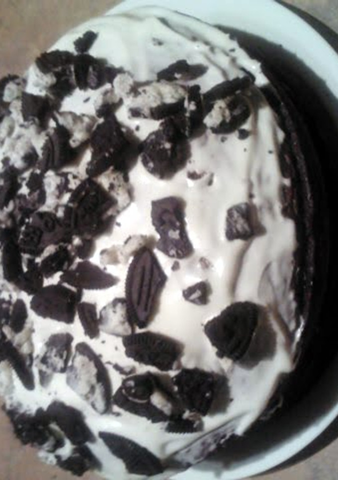 A picture of Oreo YUMMY cake!.