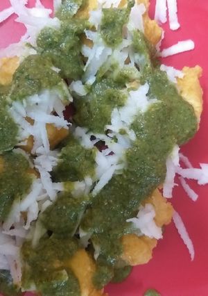 राम लडडू की चटपटी चाट (ram ladoo ki chatpati chaat recipe in Hindi) रेसिपी मुख्य फोटो