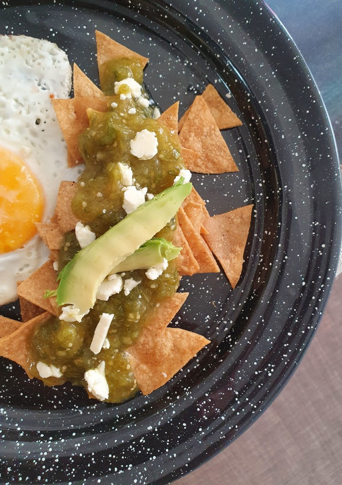 Una foto de Salsa verde casera para chilaquiles !