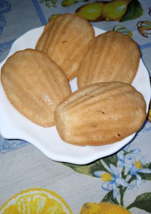 A picture of Madeleines.