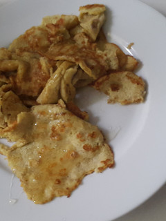 A picture of Banana Egg Pancakes.