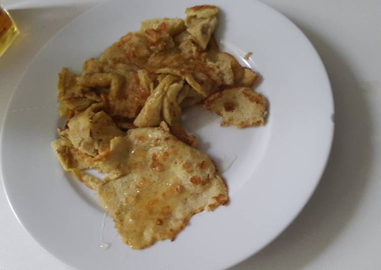 Recipe of Super Quick Banana Egg Pancakes