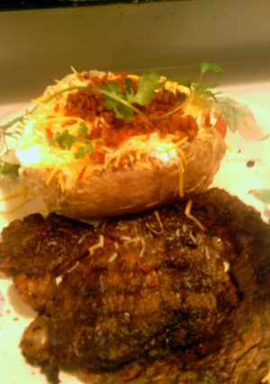 A picture of sunshine baked potatoe.