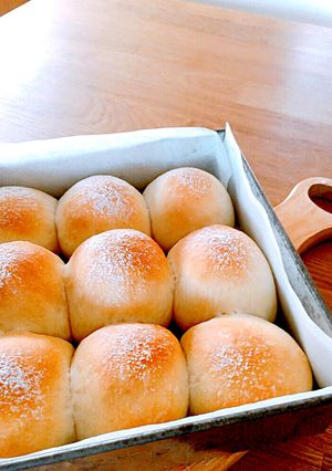A picture of Easy for Beginners! ♡Milk Pull-Apart Bread♡.