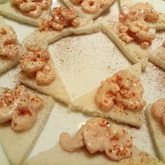A picture of Tramezzini di gamberi.