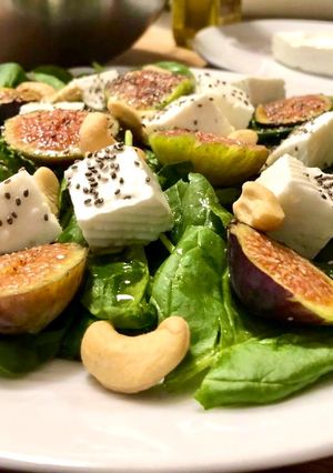 Foto di Spinacino e primo sale in insalata