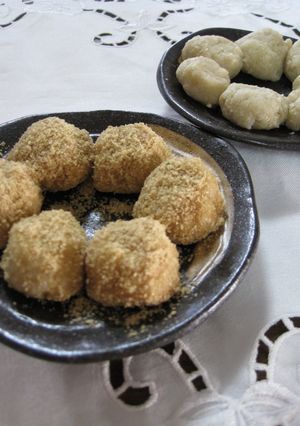 A picture of Okara Mochi with Rice Bran.