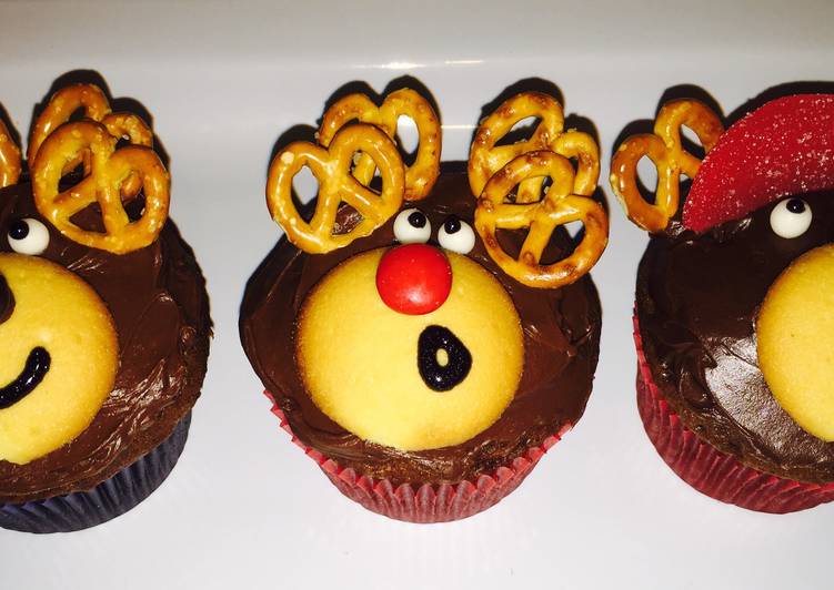 Easiest Way to Prepare Super Quick Homemade Reindeer Cupcakes