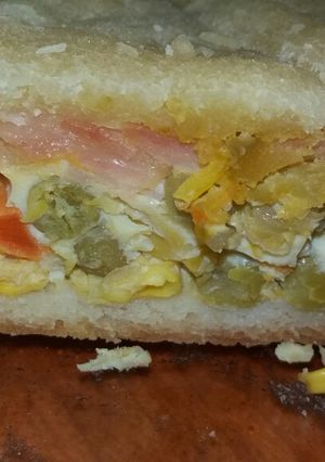 Una foto de Tarta de legumbres y jamón y queso