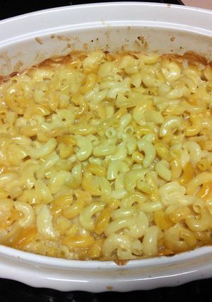 A picture of Nana's mac and cheese.