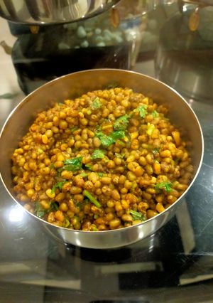 A picture of Moong Subzi with Goda Masala.