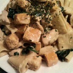 A picture of Pumpkin & Chicken pasta..