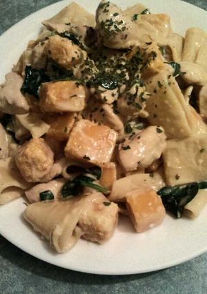 A picture of Pumpkin & Chicken pasta..