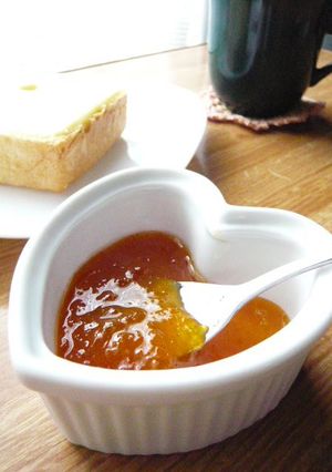 A picture of Mikan Tangerine Jam.