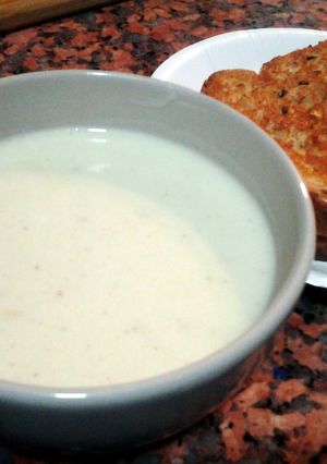 A picture of Creamy Potato Leek Soup.