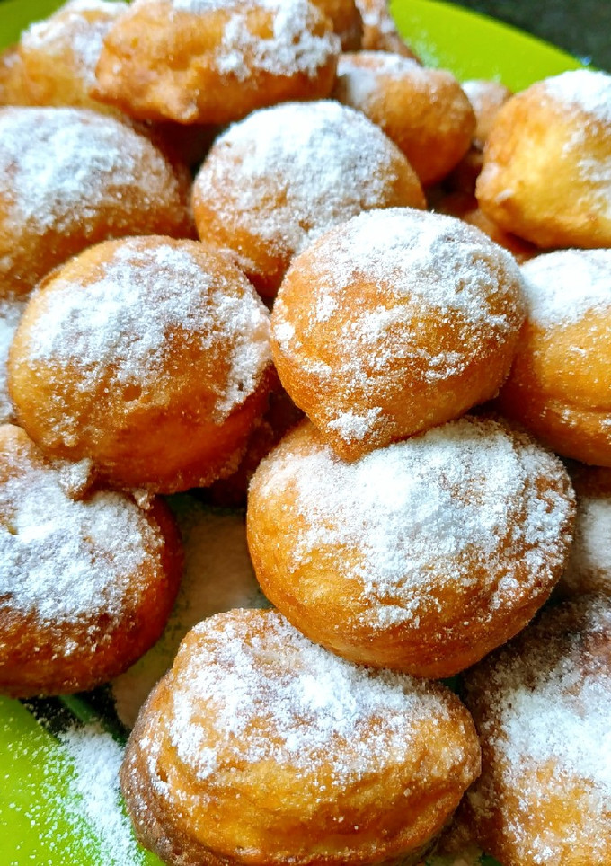 Una foto de Buñuelos de yogurt griego