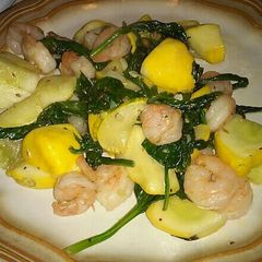 A picture of Shrimp and Squash Sautee.