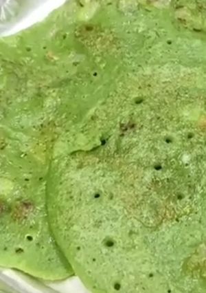 தூதுவளை தோசை (Thoothuvalai dosai recipe in tamil) செய்முறை முக்கிய புகைப்படம்