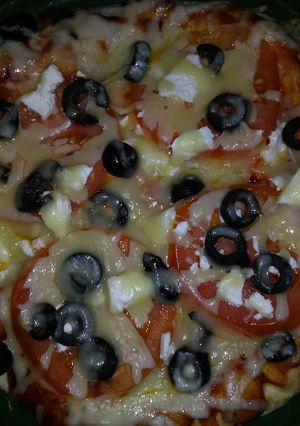 A picture of Pita pizza.